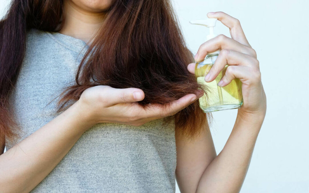 Castor Oil: Ultimate Solution for Hair Growth and Thickness